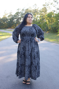 Vilma Moon Midi Dress